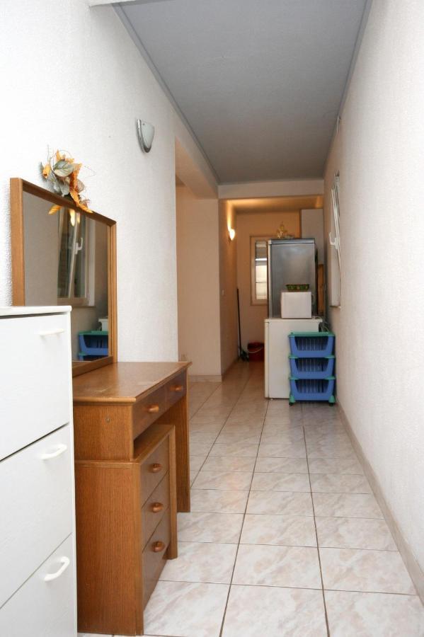 Apartments By The Sea Promajna, Makarska - 2673 Εξωτερικό φωτογραφία